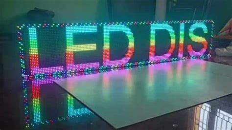 White Light Wall Mounted LED Moving Message Display Board Refresh