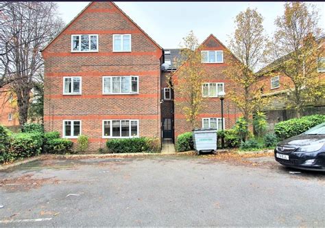 Luton 2 Bed Flat Farley Hill Lu1 To Rent Now For £115000 Pm