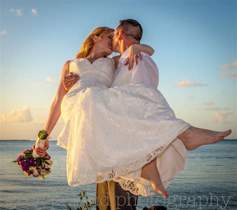 Key Largo Lighthouse Beach Weddings Wedding Venue in South Florida ...