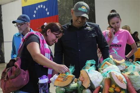 Minmujer Realiza Feria De Emprendedoras Y Emprendedores En Beneficio A