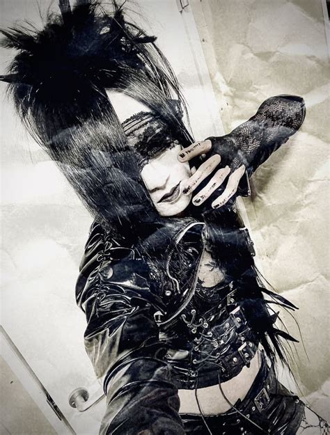 Nazuki Laveil Mizeria Veil Visual Kei Band