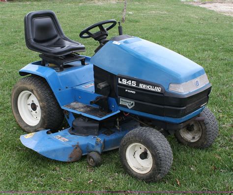 Ford New Holland Ls45 Lawn Mower In Tonganoxie Ks Item 4673 Sold Purple Wave