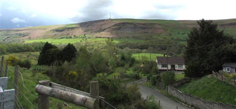 Hillside View From Maes Mclaren Jaggery Cc By Sa Geograph