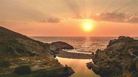 Grecka Wyspa Ikaria Puzzle Online