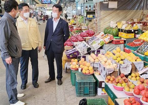 한국농수산식품유통공사 김춘진 사장 직거래장터 등 찾아 추석 전 물가 점검 네이트 뉴스