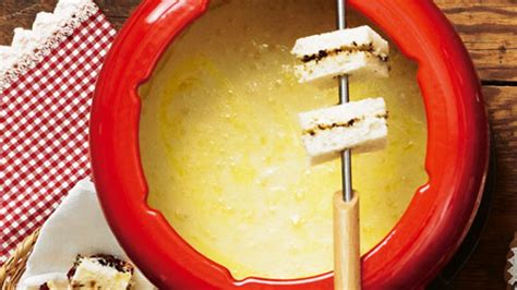 Käse Fondue mit gefüllten Brotecken BRIGITTE de