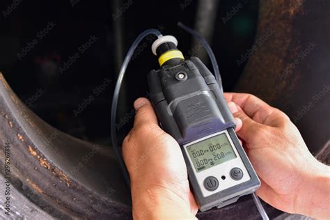 Using The Gas Detector For Detect Combustible Gas Flammable Gas Toxic Gas And Oxygen