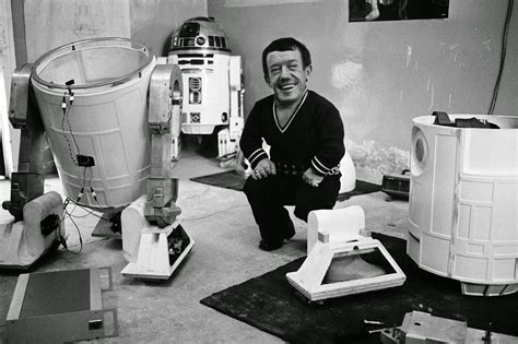 Behind the Scenes of the original Star Wars with Kenny Baker, the late actor who played R2-D2 ...