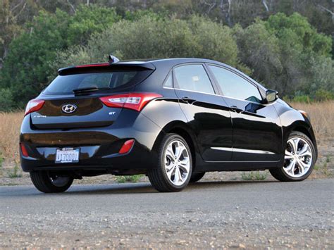 Hyundai Elantra Gt Hatchback Reviews Prices Ratings With Various Photos