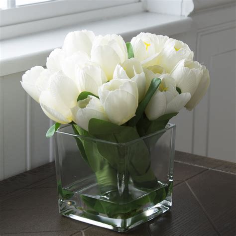 Tulip Arrangements and Bouquet Ideas