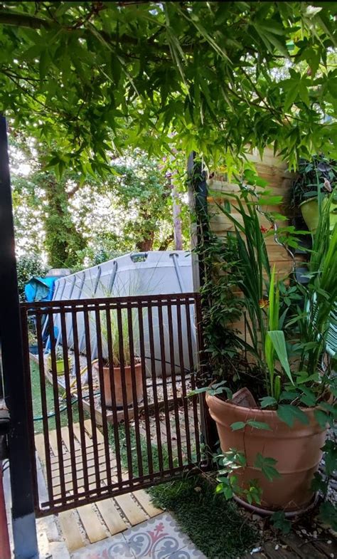 Chambre dhôtes gay naturiste dans la Drôme provençale Gay Voyageur