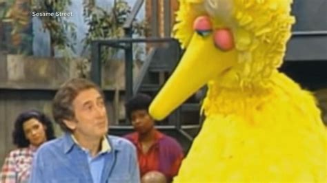 Bob McGrath, 'Sesame Street' original cast member, dies at 90 | wfaa.com