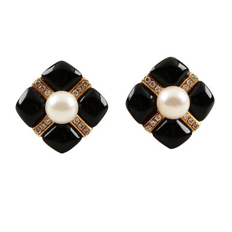 18k Yellow Gold Pearl And Onyx Pierced Earrings Ebth