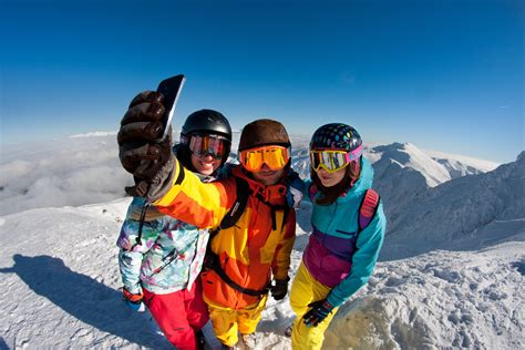 SKIING IN JASNÁ