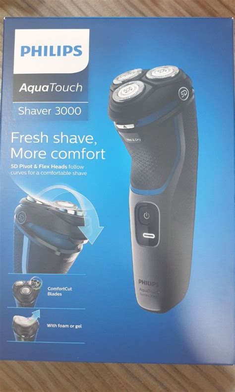 Philips Shaver, Beauty & Personal Care, Men's Grooming on Carousell