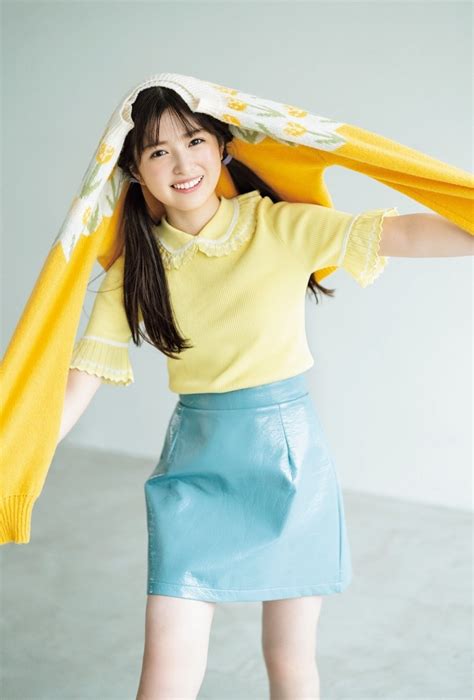 📸 画像：『blt2023年11月号』セブンネットショッピング購入特典ポストカード【小川彩（乃木坂46）】｜櫻坂46 三期生、11人が