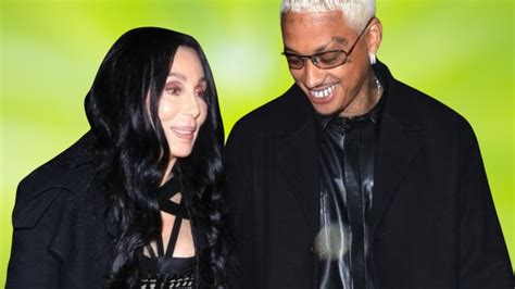 Cher Finally Responds to Her 40-Year Age Gap - Facts Verse