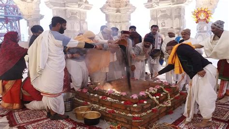 राम मंदिर प्राण प्रतिष्ठा पांचवा दिन 81 कलशों में भरे अलग अलग नदियों