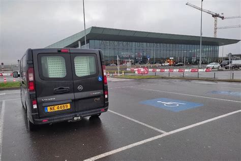 Minibus Transfers In Luxemburg Zur Verf Gung Gestellt Von Taximaia Lu