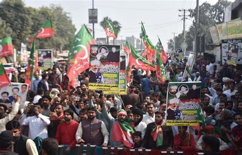 Control Centre Set Up In Rawalpindi To Monitor PTI Long March SUCH TV