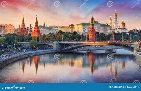 Moscow, Kremlin and Moskva River, Russia Stock Photo - Image of dome, church: 141739398