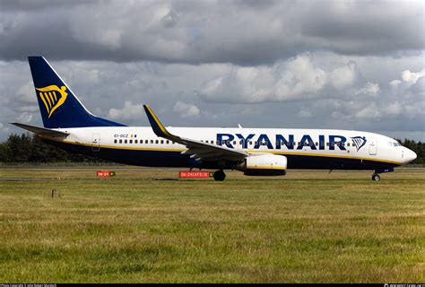 Ei Dcz Ryanair Boeing As Wl Photo By John Robert Murdoch Id