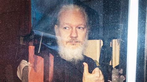 Julian Assange Mhariaelliana