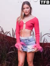 Olivia Ponton Sexy Seen Braless Flaunting Her Hot Tits At The Revolve Event In Manhattan Aznude