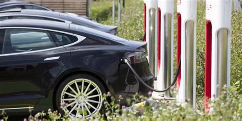 Tesla Hat über 10000 Supercharger In Europa Nau Ch