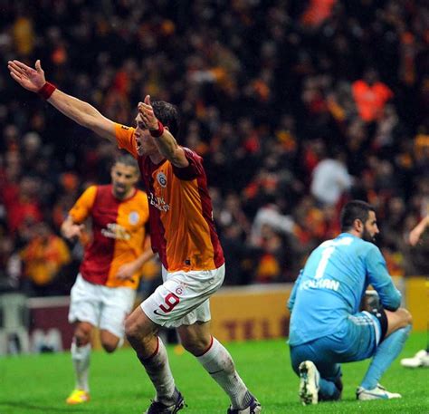 Galatasaray 3 1 Fenerbahçe 7 Aralık 2011 goller Emmanuel E Flickr