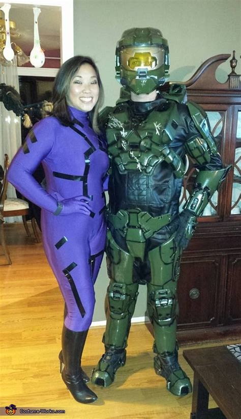 Master Chief and Cortana Couple Costume | Best DIY Costumes