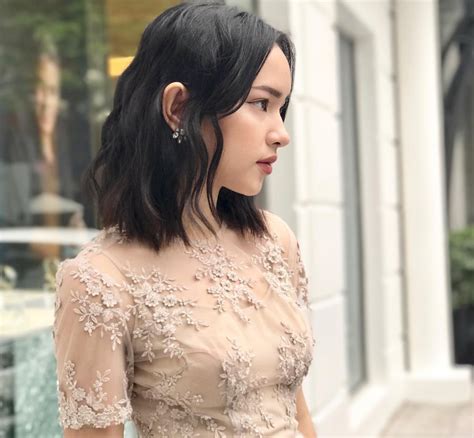Góc nghiêng của hot girl đình đám và gái xinh trên Facebook Ai đẹp hơn