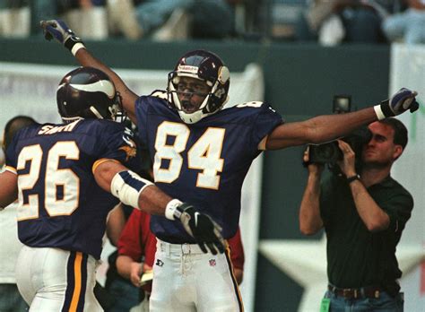 Flashback Friday: Vikings feast on Cowboys in 1998