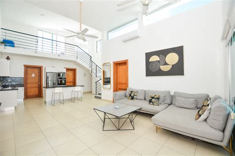 Venta De Exclusivo Penthouse Punta Cana Village De Habitaciones Y