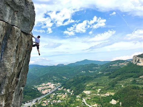 Comunicati Stampa Associazione Guide Alpine Italiane