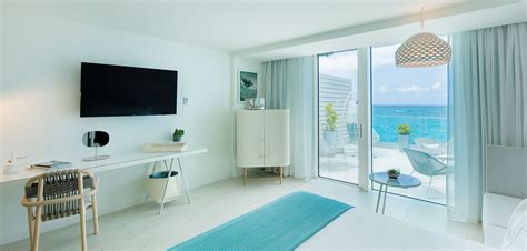 Atlantic Ocean Terrace Room | Condado Ocean Club | San Juan