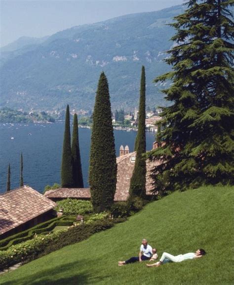 Quiet Luxury On Instagram Embracing La Dolce Vita By The Sparkling