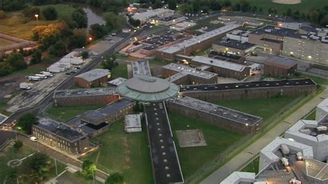 Philadelphia Stabbings Inmates Stabbed At Two Correctional Facilities