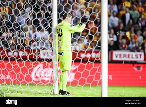 Goalkeeper Leysen Hi Res Stock Photography And Images Alamy