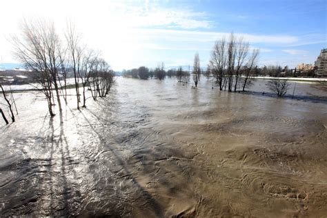 La Pianura Alluvionale Che Concetto Impertinente Tempi