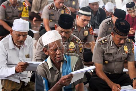 Zikir Akbar Untuk Pemilu Aman Dan Damai Antara Foto