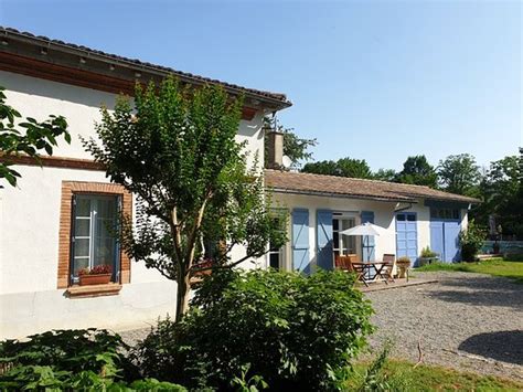 villa toulousaine grisolles guesthouse reviews  rate