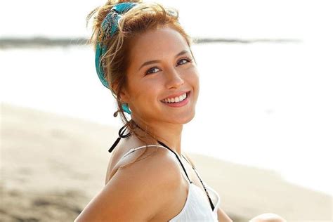 Gia thế khủng của hot girl nổi tiếng làng bóng đá Philippines Gương mặt trẻ ZNEWS VN