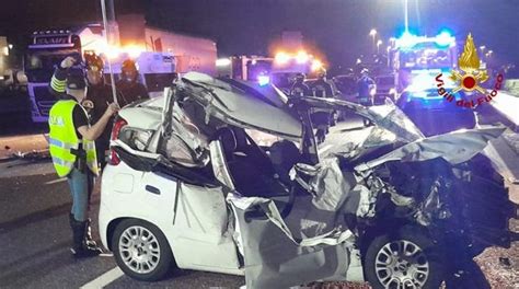 Incidente In Autostrada Morta Una Ventenne Il Nuovo Terraglio