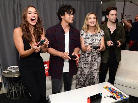 Pictured Tasya Teles Bob Morley Eliza Taylor And Richard Harmon