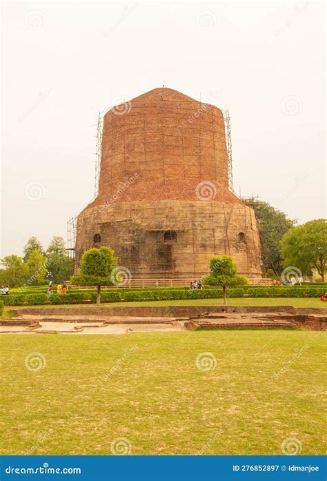 Dhamek Stupa At Sarnath Stock Image Image Of Architecture 276852897