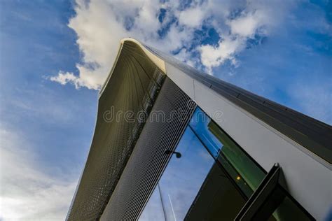 Walkie Talkie Building, Interior Editorial Stock Image - Image of office, cranes: 252598609