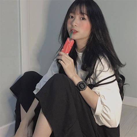 Lộ diện bạn gái tin đồn của ADC Hot chẳng kém bạn trai nổi tiếng sở hữu tài khoản MXH hàng