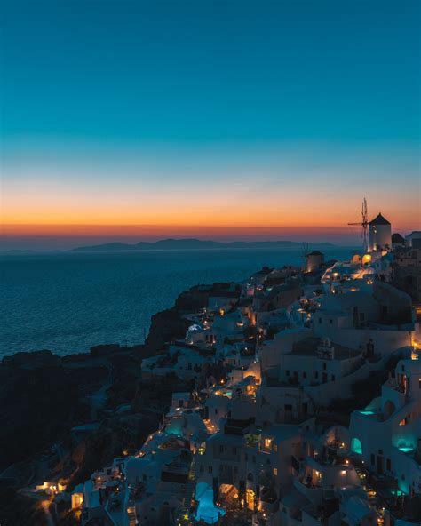 Santorini Sunset — Ayrton Barrett