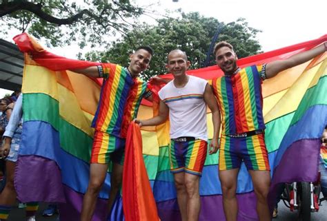 El Coronavirus Cancela El Desfile Del Orgullo Gay